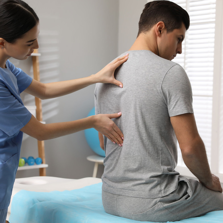 Chiropractor Eugene back pain