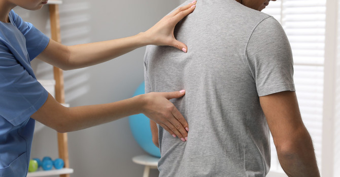 Pain Got You Searching Online? See a Chiropractor in Eugene for Accurate Diagnosis image
