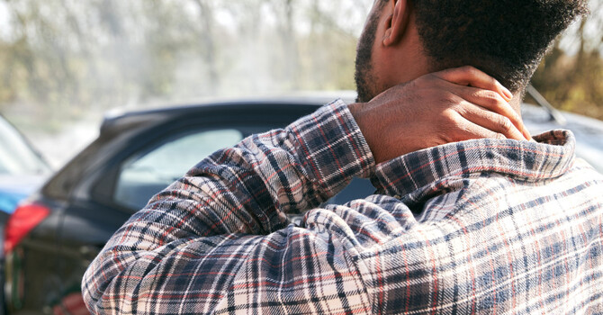 Whiplash After an Auto Accident? How Chiropractic Care Can Help  image